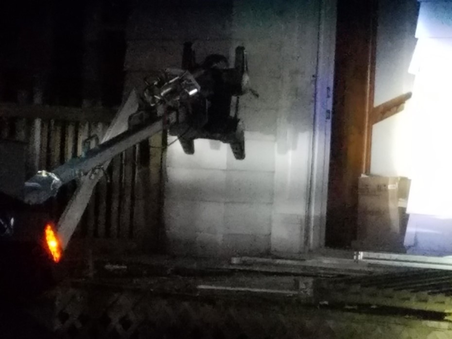 Pic#6-Tracked robot arm.jpg