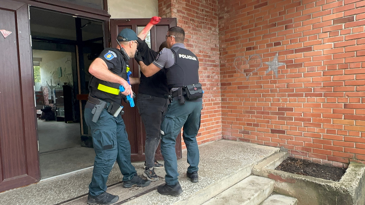 Lith 28-1244x700.jpg